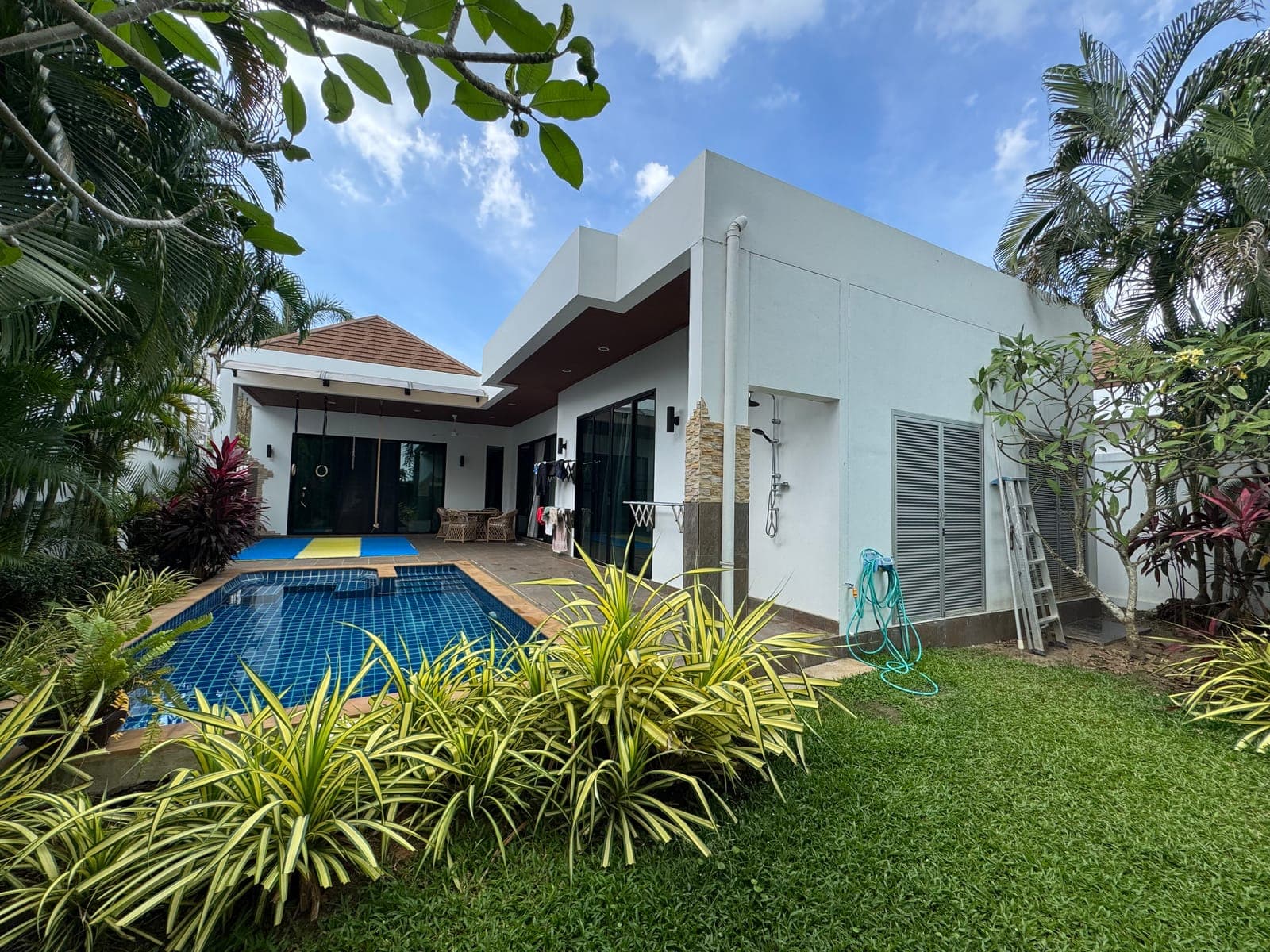 Naiharn Pool Villa — вилла с бассейном на юге Пхукета — фото 3
